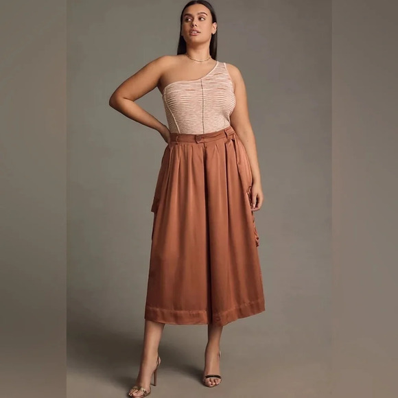 NWT By Anthropologie One-Shoulder Sweater Top - Medium - Picture 6 of 8